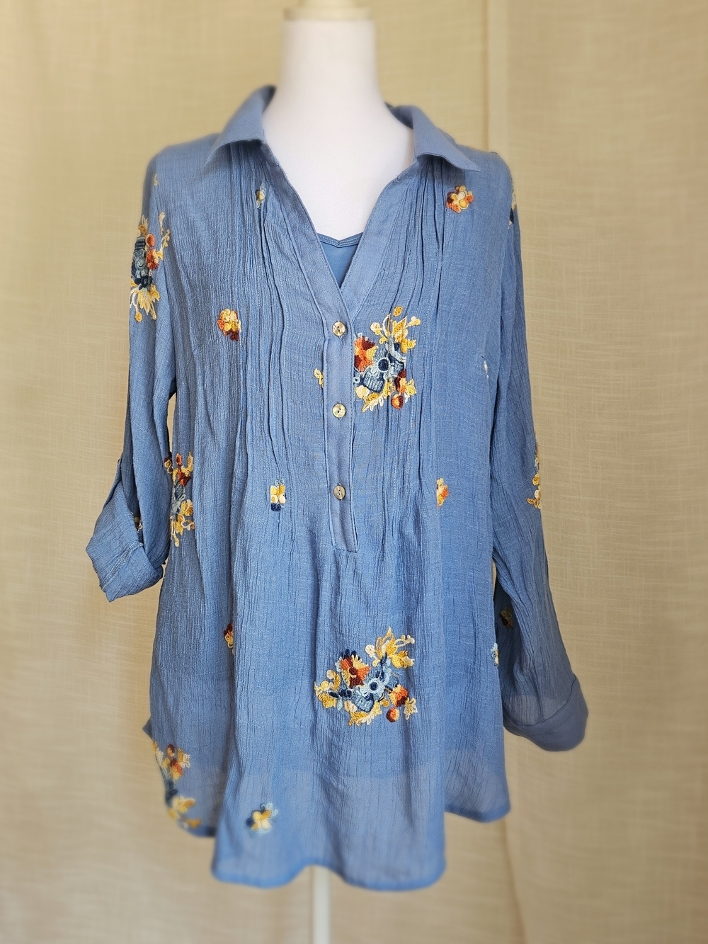 FIGUEROA & FLOWER 2-Piece Set Floral Embroidered Blue Tunic Blouse Cami Size 1X